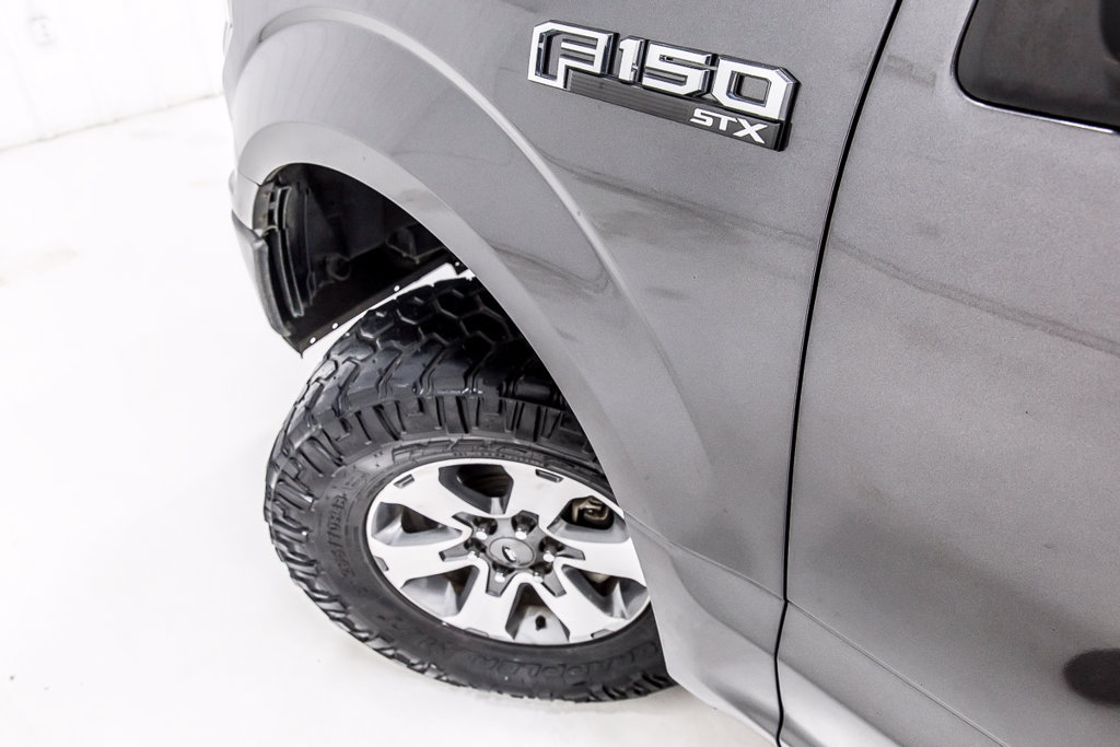 Used 2019 Ford F150 XL w/ Equipment Group 101A Mid AWD/4WD image 12