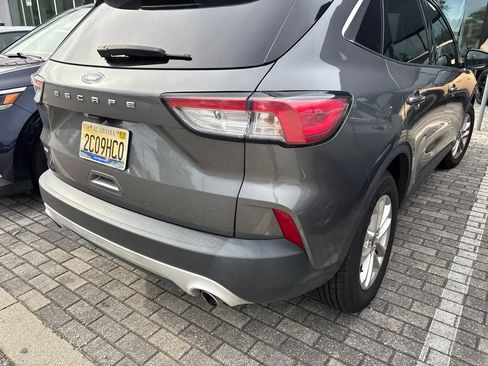 Used 2021 Ford Escape SE FWD image 7