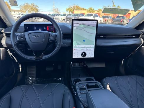 Used 2025 Ford Mustang Mach-E Select image 6