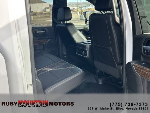 Used 2022 Chevrolet Silverado 3500 High Country w/ Technology Package image 22