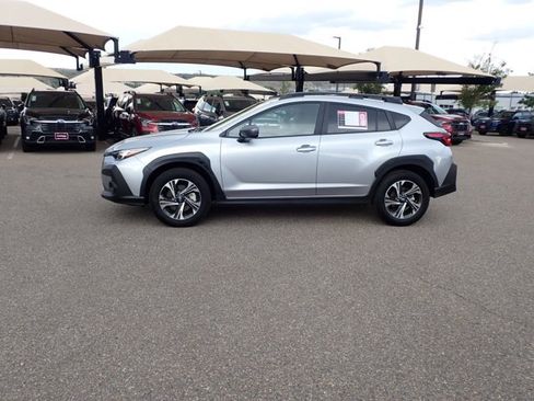 Used 2026 Subaru Crosstrek 2.5i Premium AWD/4WD image 2