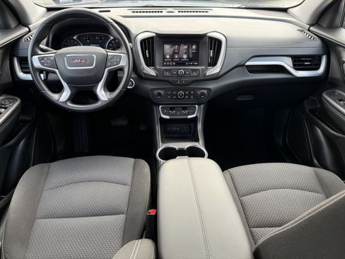 Used 2024 GMC Terrain SLE w/ Driver Convenience Package image 13