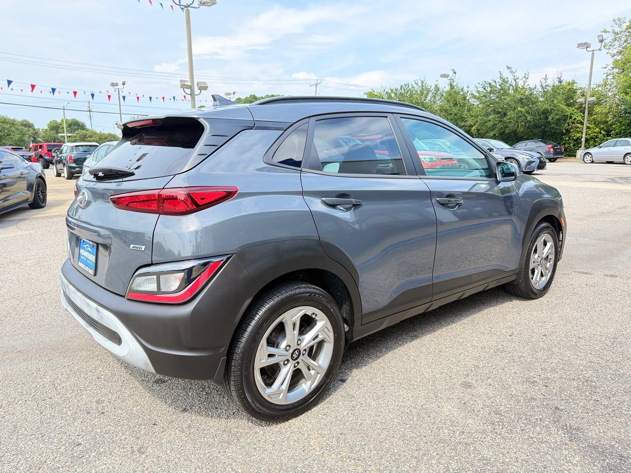 Used 2023 Hyundai Kona SEL AWD/4WD image 5