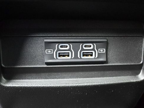 New 2026 Jeep Grand Cherokee L Laredo w/ MOPAR Finishing Package AWD/4WD image 26
