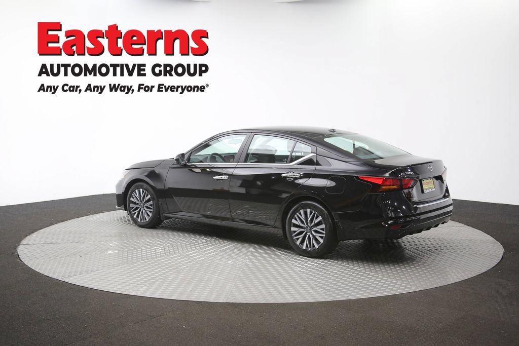 Used 2023 Nissan Altima 2.5 SV FWD image 64