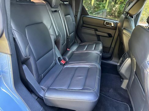 Used 2025 Ford Bronco Outer Banks AWD/4WD image 21