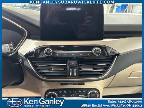 Used 2020 Ford Escape SE AWD/4WD image 17