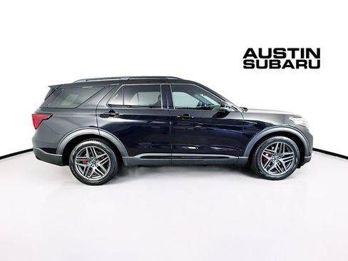Used 2025 Ford Explorer ST w/ Sun And Sound Package AWD/4WD image 8