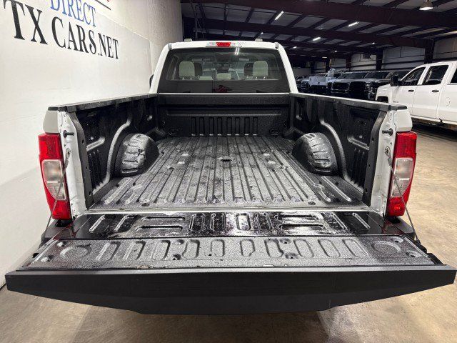 Used 2022 Ford F250 XL w/ Power Equipment Group AWD/4WD image 8