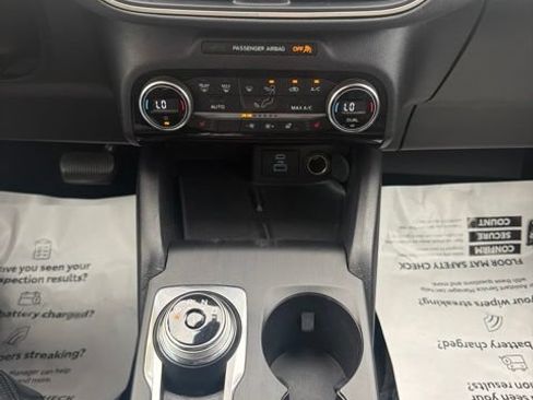 Used 2021 Ford Escape SEL w/ Technology Package AWD/4WD image 11