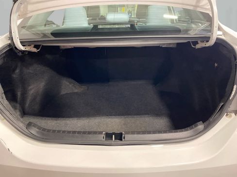 Used 2017 Toyota Corolla LE image 25