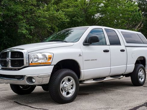 Used 2006 Dodge Ram 2500 Truck SLT w/ Trailer Tow Group AWD/4WD image 5