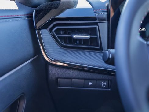 New 2026 Nissan Kicks SR image 32