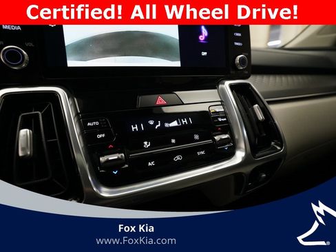 Certified 2023 Kia Sorento SX image 21