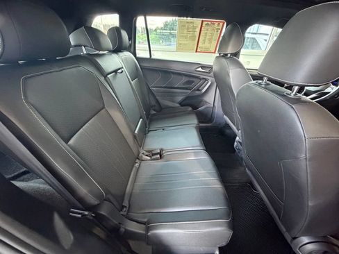 Used 2023 Volkswagen Tiguan SE R-Line AWD/4WD image 37