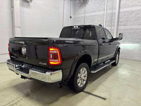 Used 2022 RAM 2500 Limited AWD/4WD image 4
