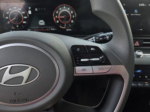 Used 2024 Hyundai Elantra SEL FWD image 23
