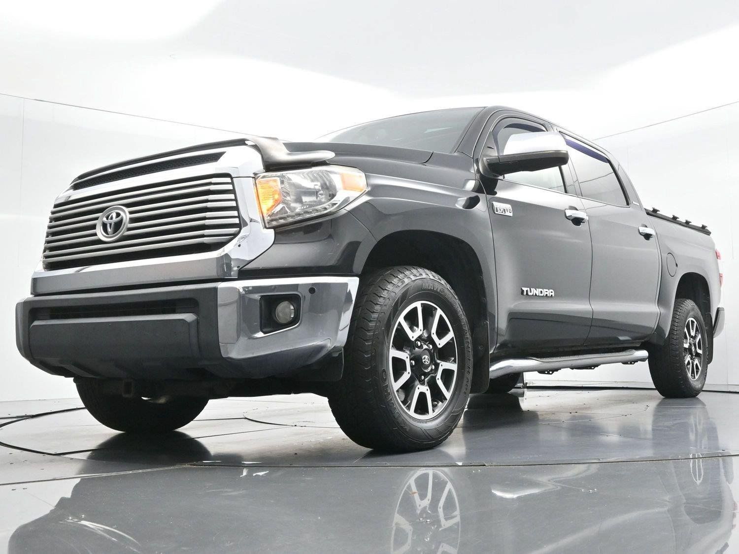 Used 2015 Toyota Tundra Limited w/ Limited Premium Package AWD/4WD image 45
