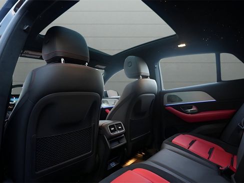 Used 2025 Mercedes-Benz GLE 63 AMG S w/ AMG Night Package image 28