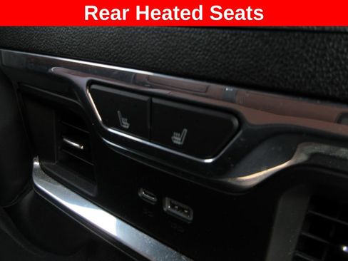 Used 2024 GMC Sierra 3500 Denali Ultimate AWD/4WD image 30