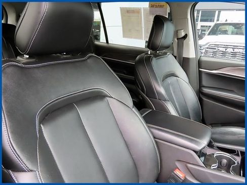 Certified 2022 Jeep Grand Cherokee L Limited image 9