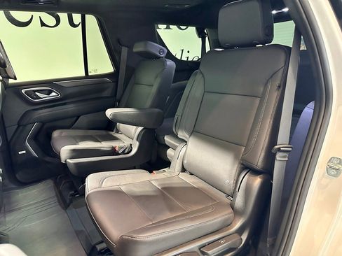 Used 2023 Chevrolet Tahoe LT w/ LT Signature Package AWD/4WD image 34