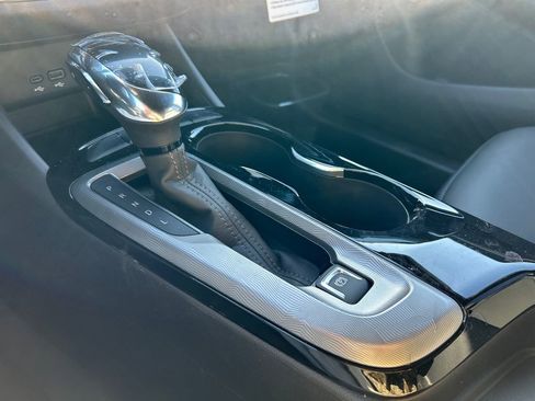 New 2026 Buick Envista Sport Touring FWD image 25