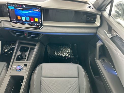 New 2026 Volkswagen Tiguan SE R-Line AWD/4WD image 47