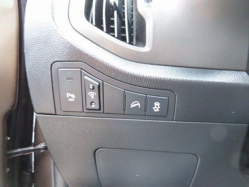 Used 2012 Kia Sportage EX w/ EX Premium Pkg image 24