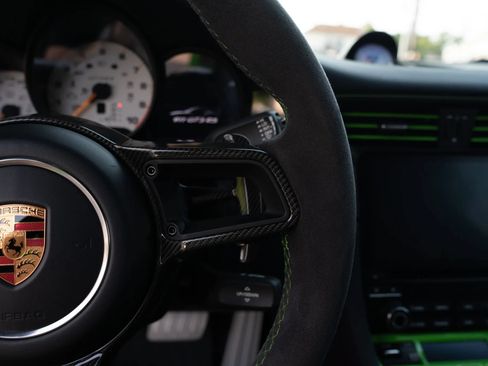 Used 2019 Porsche 911 GT3 RS RWD image 17