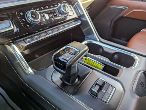 Certified 2022 GMC Sierra 1500 Denali Ultimate image 29