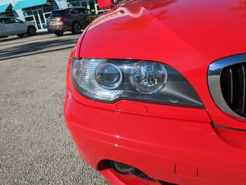 Used 2005 BMW 330Ci Convertible image 9
