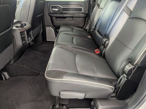 Used 2026 RAM 3500 Laramie AWD/4WD image 27