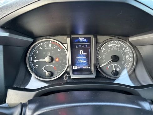 Certified 2023 Toyota Tacoma TRD Off-Road image 34