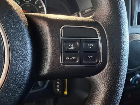 Used 2013 Jeep Wrangler Sport AWD/4WD image 17