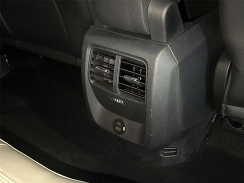 Certified 2022 Ford Mustang Mach-E Premium image 21