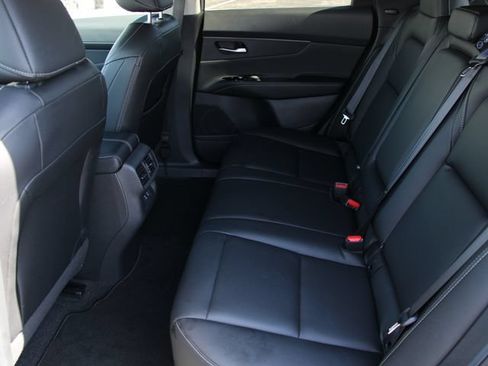 Used 2025 Nissan Murano SV AWD/4WD image 27