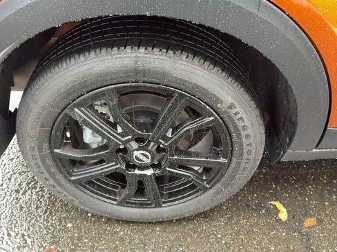 Certified 2024 Nissan Kicks SR image 7