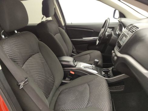 Used 2020 Dodge Journey SE w/ SE Popular Equipment Group FWD image 21