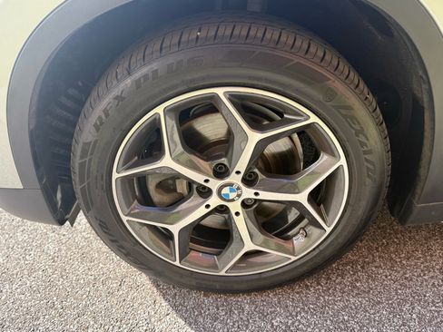 Used 2017 BMW X1 xDrive28i image 39