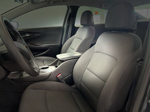 Used 2018 Chevrolet Malibu LT FWD image 14