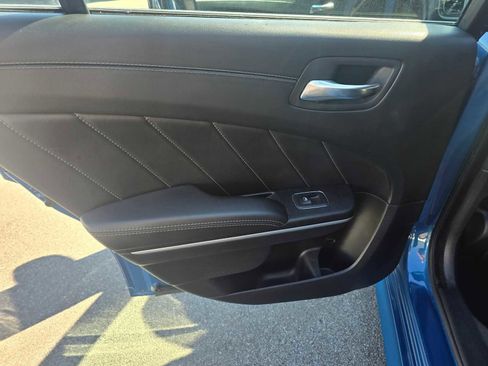 Used 2022 Dodge Charger R/T w/ Plus Group image 18