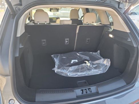 New 2026 Lincoln Corsair Premiere image 21