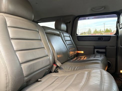 Used 2003 HUMMER H2 w/ Preferred Equipment Group AWD/4WD image 20