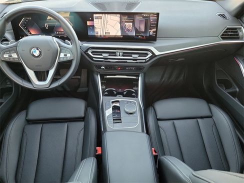 Used 2024 BMW 330i Sedan image 14