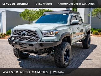 Used 2022 Toyota Tacoma TRD Off-Road AWD/4WD video 1