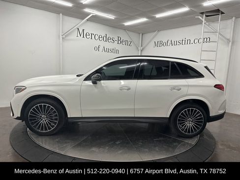 Certified 2025 Mercedes-Benz GLC 300 image 4