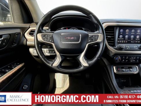 Used 2022 GMC Acadia Denali w/ Denali Ultimate Package image 8