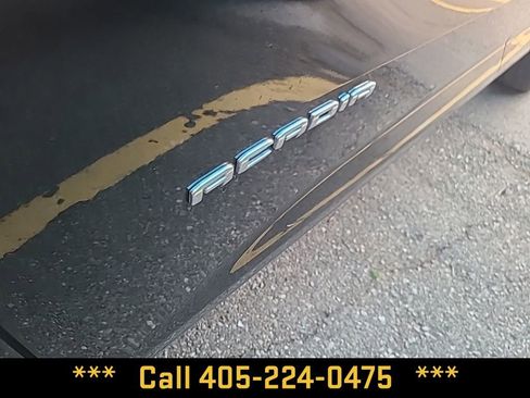 Used 2025 GMC Acadia Elevation image 4