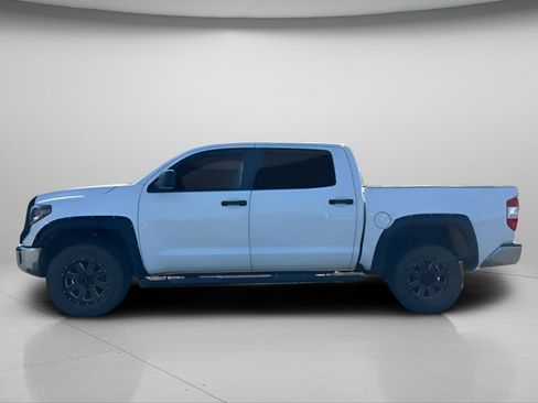 Used 2019 Toyota Tundra SR5 AWD/4WD image 11